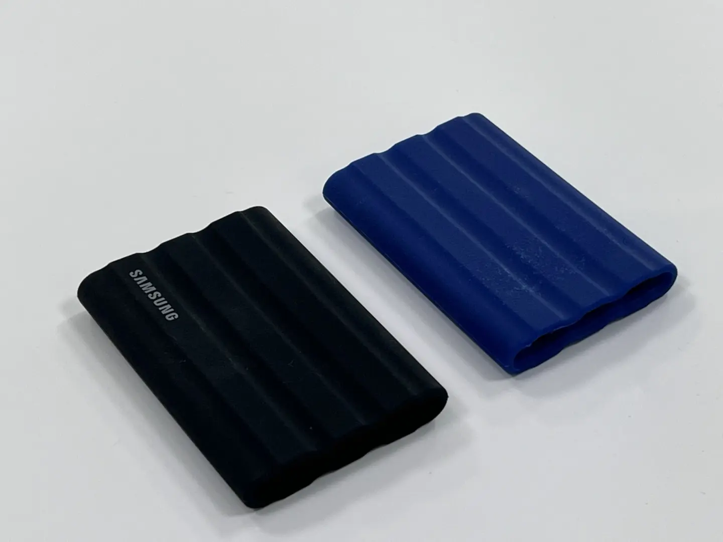 Silicone protective sleeve for portable SSD, custom molded shockproof silicone case