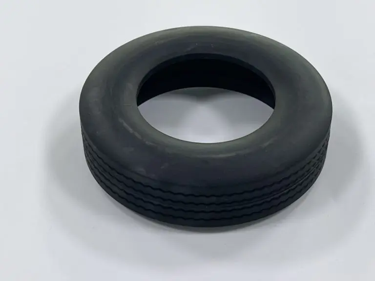 Custom molded solid rubber drive wheel tire with wavy tread, heavy-duty industrial rubber roller wheel